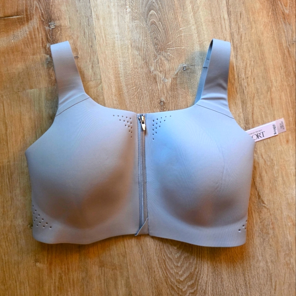 Victoria ‘s Secret Featherweight Max™ Front-Close Sports Bra 34DDD